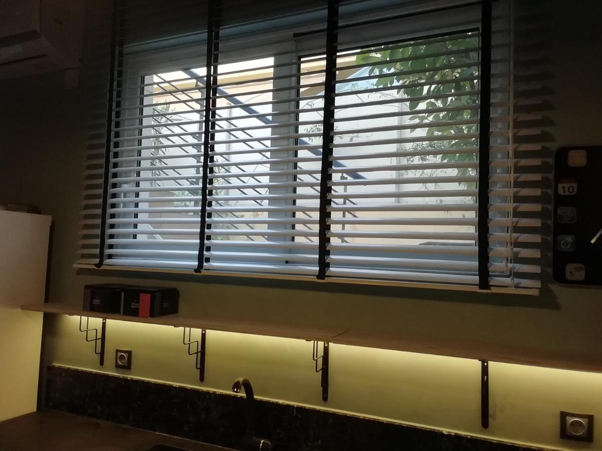 Amazing Semi-Basement Art Apartment Easy Walk To Nafplio Centre Ngoại thất bức ảnh