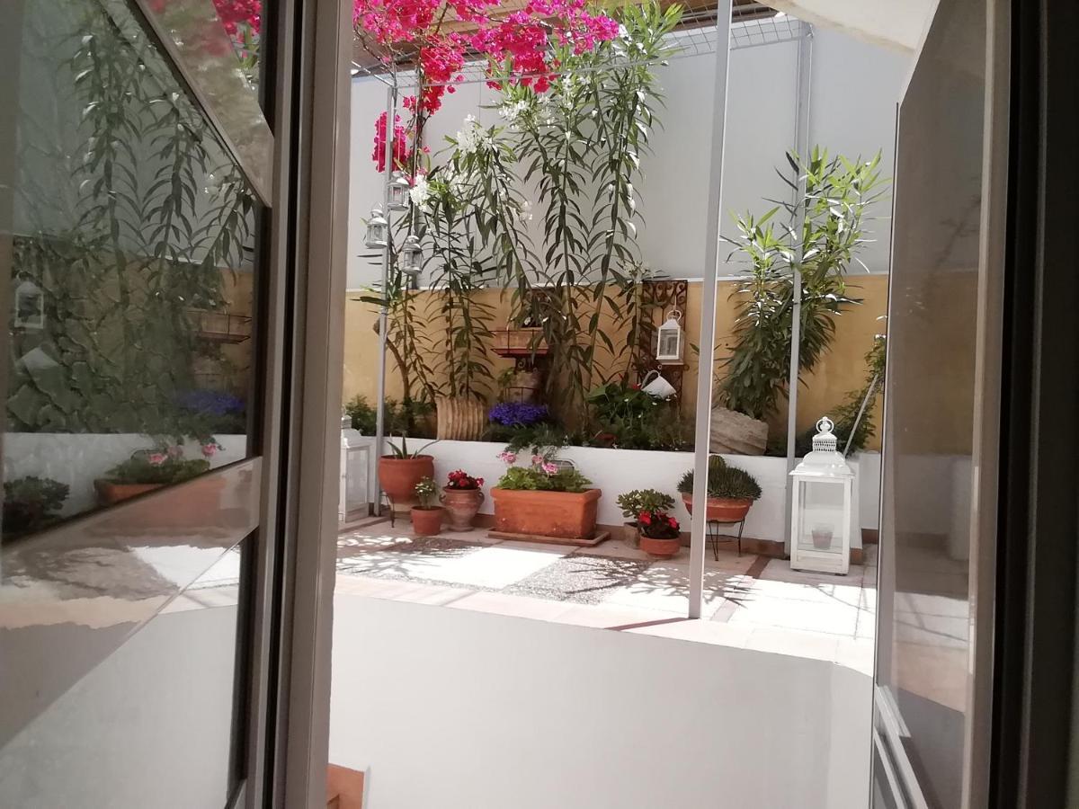 Amazing Semi-Basement Art Apartment Easy Walk To Nafplio Centre Ngoại thất bức ảnh