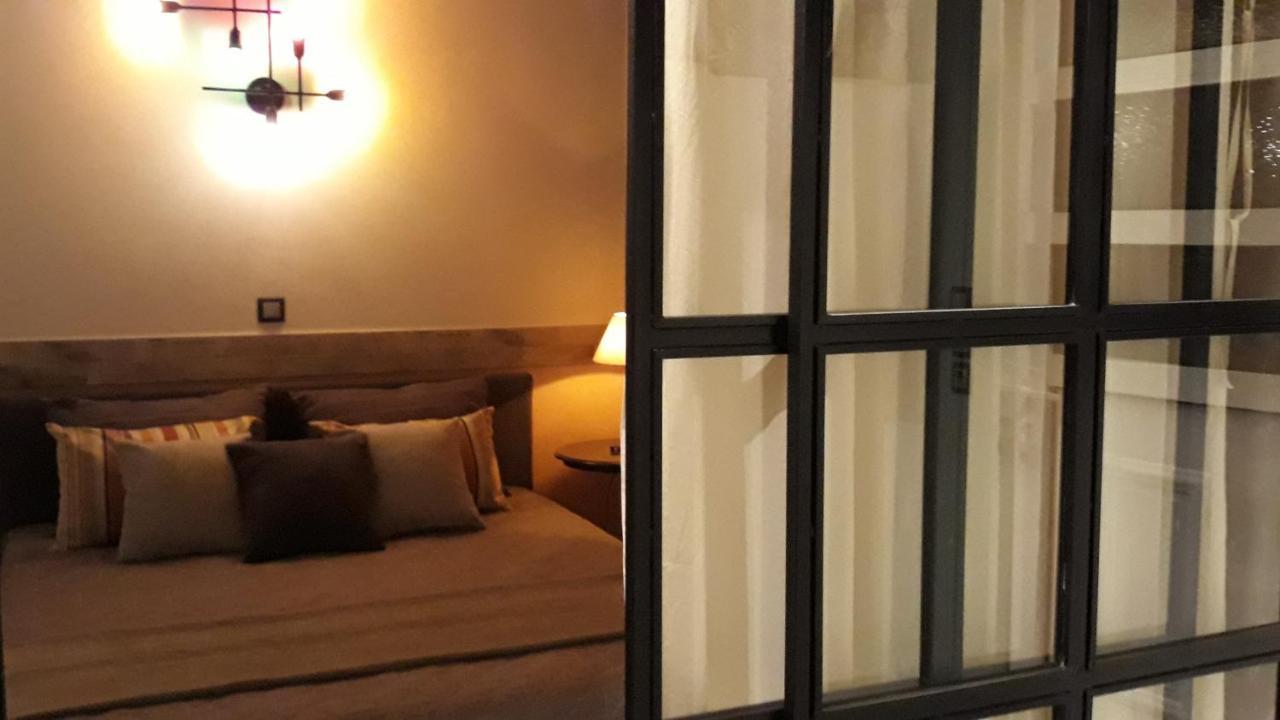 Amazing Semi-Basement Art Apartment Easy Walk To Nafplio Centre Ngoại thất bức ảnh